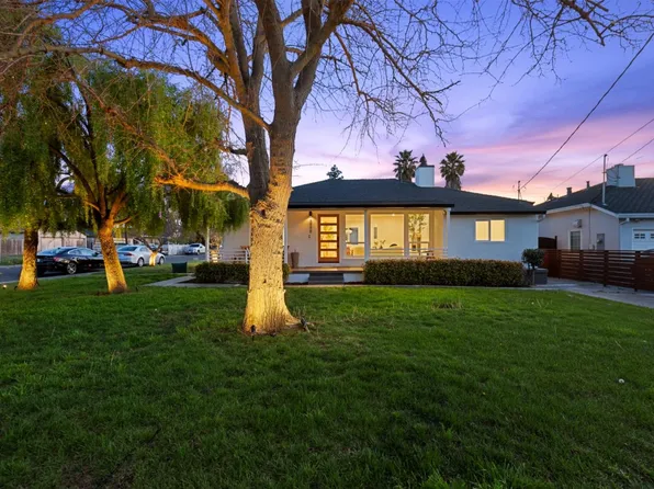 3448 Bay Rd, Redwood City, CA 94063