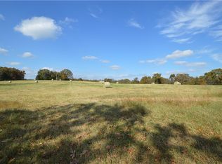 62 Highway, Green Forest, AR 72638