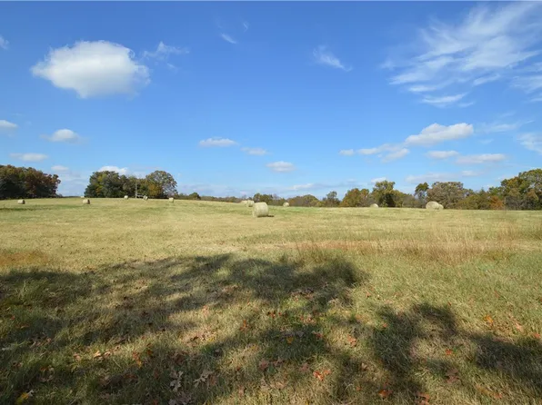 62 Highway, Green Forest, AR 72638