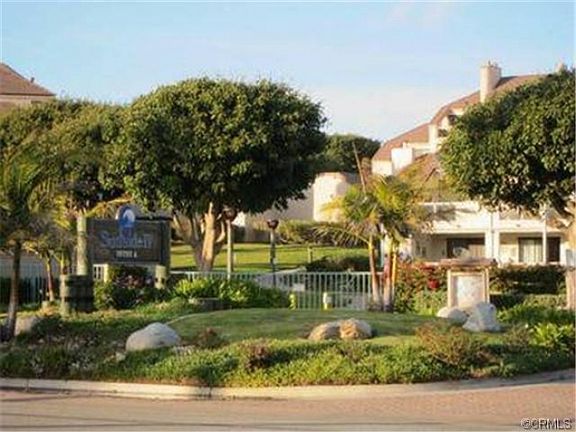 2nd image of 734 Island View Cir