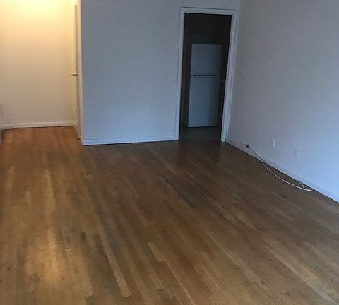 4th image of 327 W 30th St APT 6A