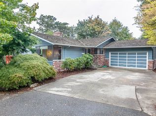 19003 Kenlake Pl NE, Kenmore, WA 98028