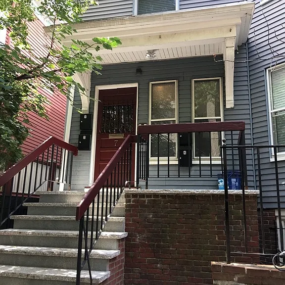 7 Story St #1B — Photo 5
