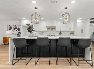 9447 Dixie Ln, Dallas, TX 75228