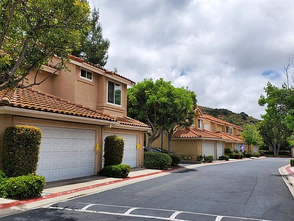 2nd image of 10874 Creekbridge Pl