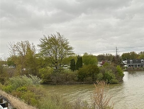 4th image of 0 Nugents Canal Point
