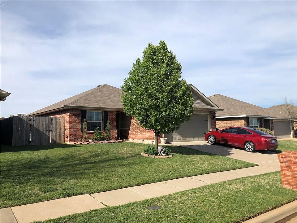 1st image of 3105 SE 95th St