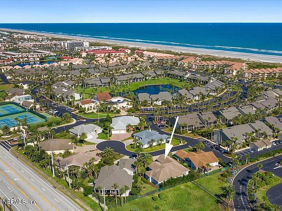 2nd image of 105 Village Las Palmas Ln