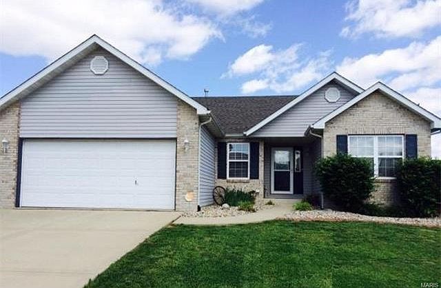 1st image of 1924 Wellington Ln