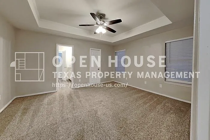 5510 Lee Hutson Ln — Photo 10
