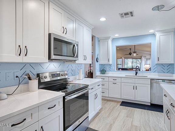 5th image of 16835 E Mirage Crossing Ct #1
