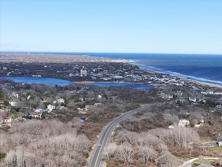 Adams Dr — Photo 48