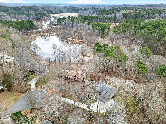 2nd image of 3304 Abney Pl