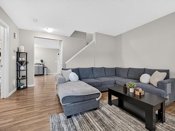 3rd image of 44 Allard Way