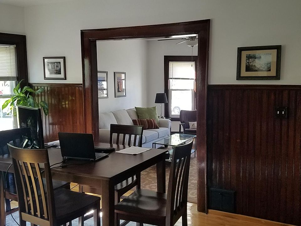 1st image of 411 Lafayette Ave #1