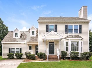 2601 Denbigh Ct, Raleigh, NC 27604