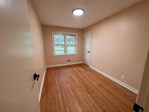 300 Coronado Dr Photo 1