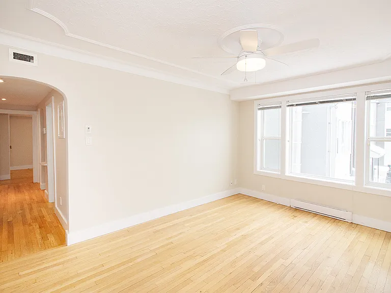321 Enfield Cres #3 — Photo 11