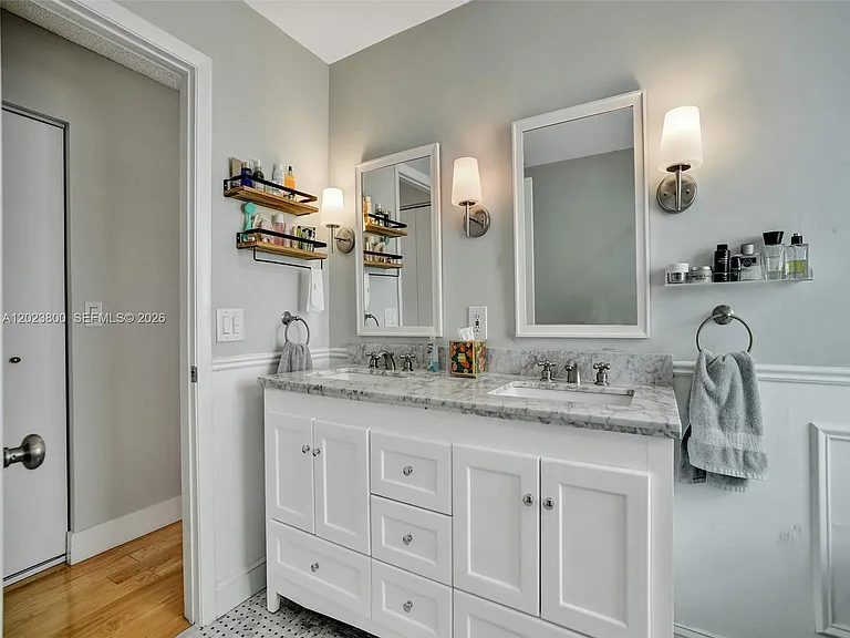 700 NW 158th Ln — Photo 25