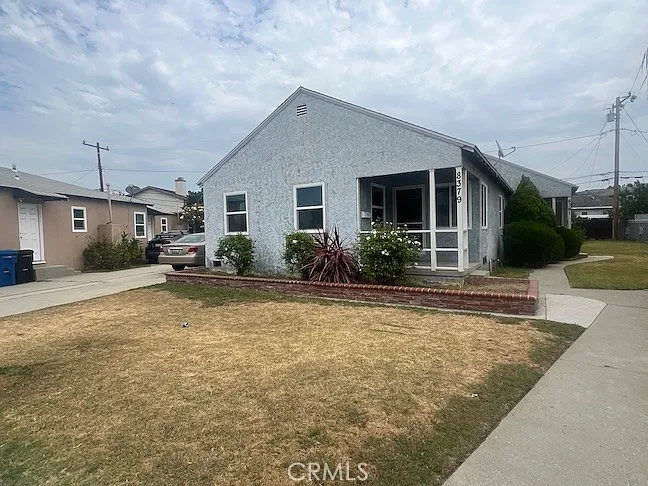 8379 La Villa St — Photo 2