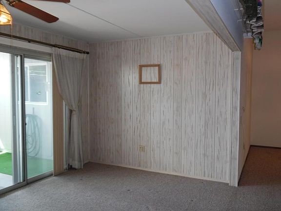 5th image of 10029 W Hutton Dr
