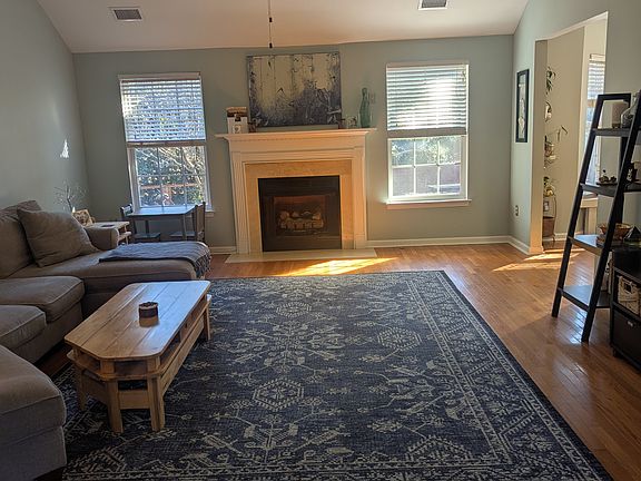 4th image of 1085 Clearspring Dr