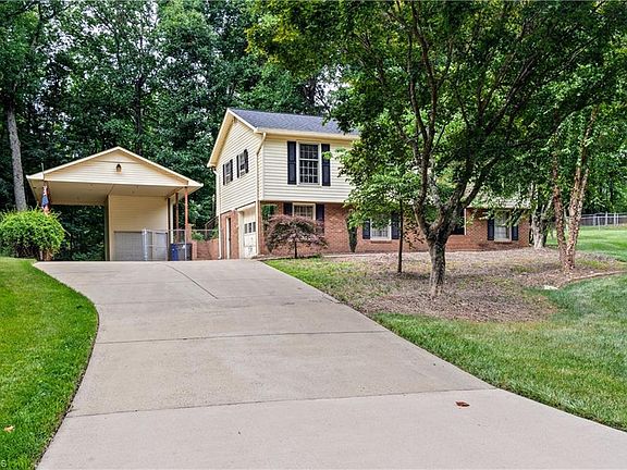 2nd image of 5220 Ashlyn Dr