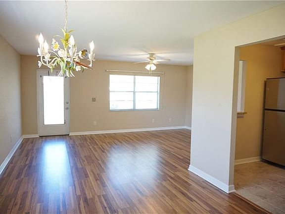 4th image of 2202 Clubhouse Dr Unit 175