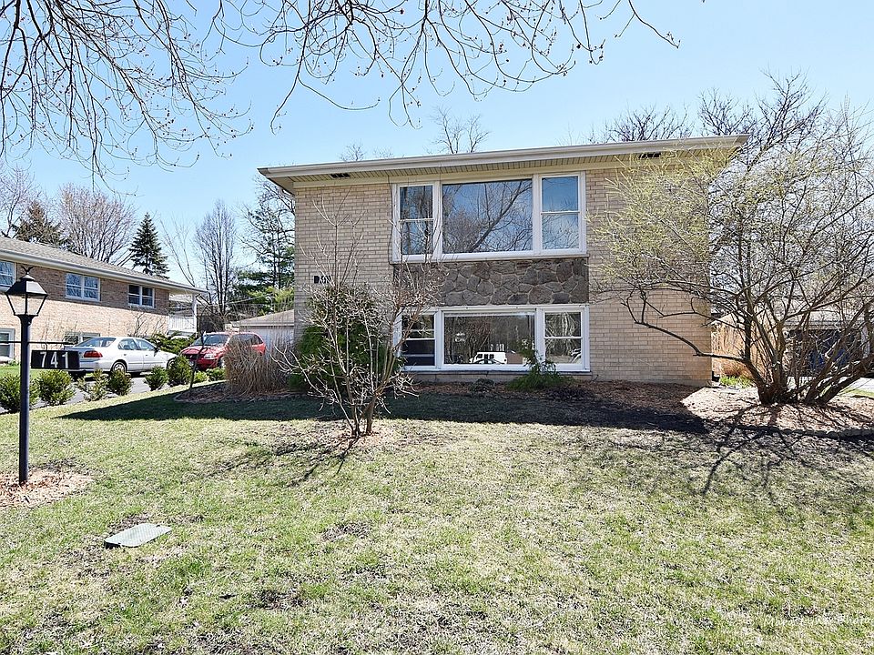 1st image of 16W741 56th St