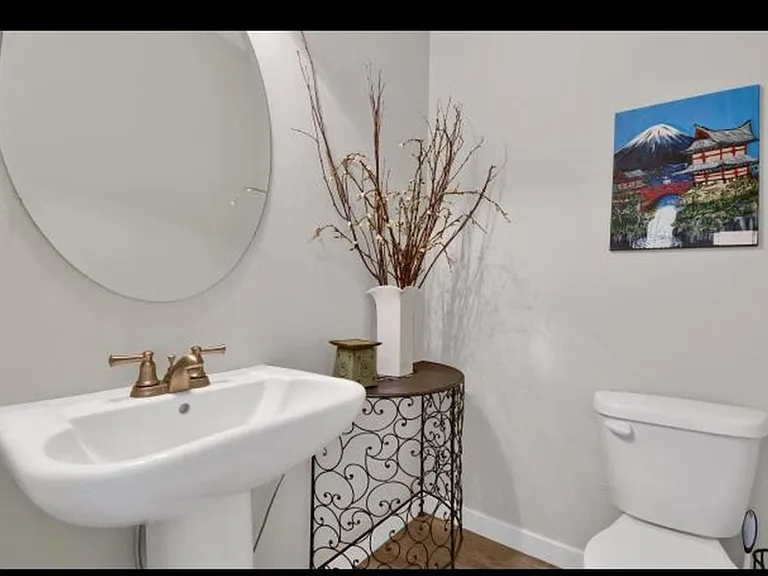 15240 S Glory Dr — Photo 12