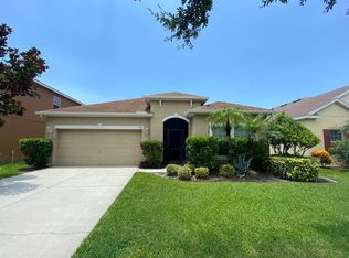 710 Fern Leaf Dr, Ruskin, FL 33570