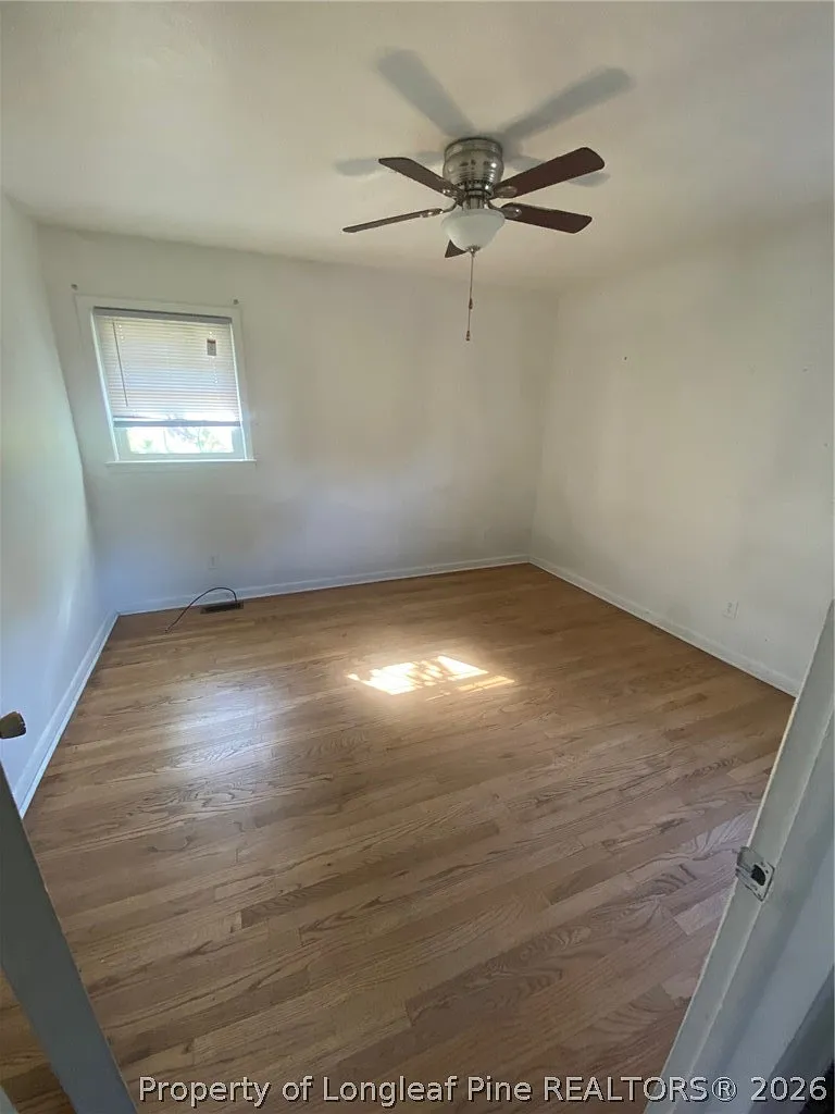 3 bed, 1.0 bath, 1116 sqft, $1,300 — Photo 2