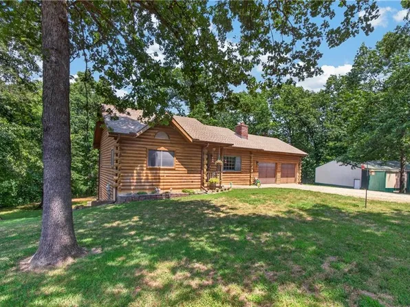 6921 Bryant Knob Rd, Wellington, MO 64097