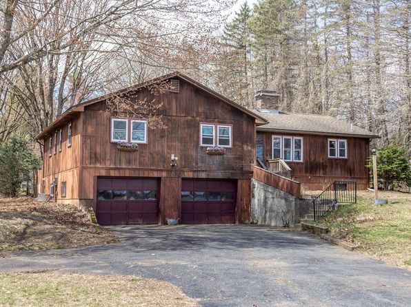 49 Sawmill Plain Rd, South Deerfield, MA 01373