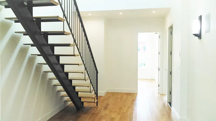 Rented by The Hamilton Group | media 18