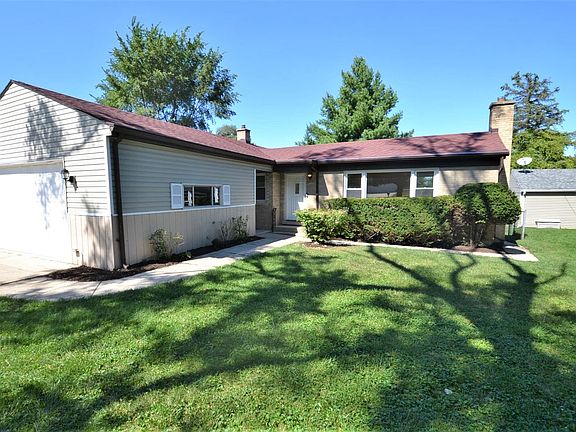 2nd image of 230 E Le Moyne Ave