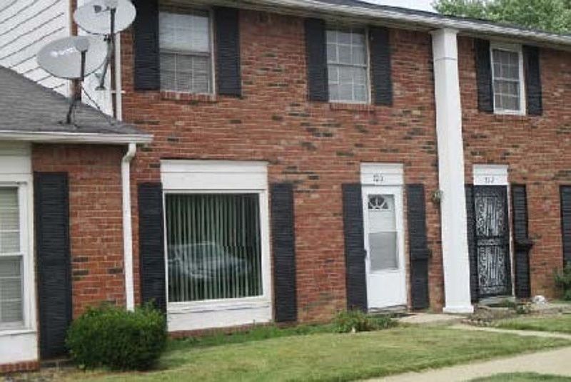 1st image of 720 Ferndale Ct