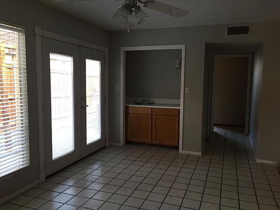 2nd image of 3126 Tealwood Pl