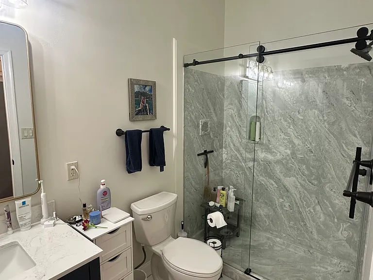 704 S Linwood Ave — Photo 25