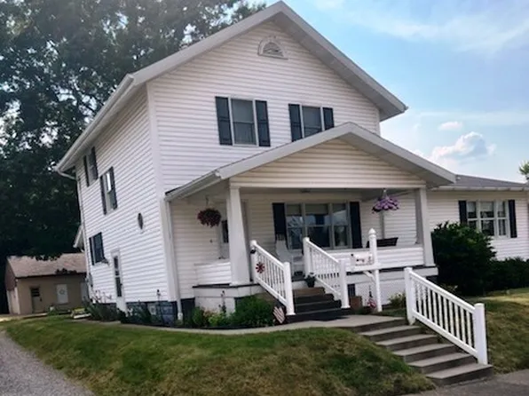 1220 Chestnut St, Dover, OH 44622