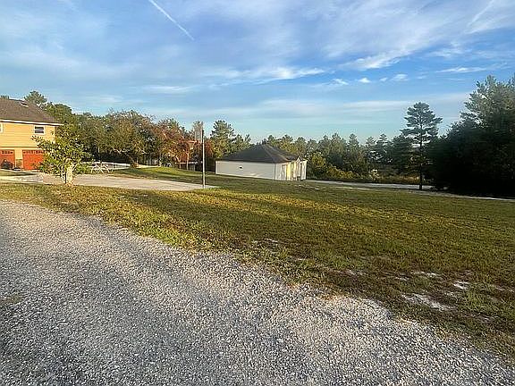 5th image of 2855 Barry Dr