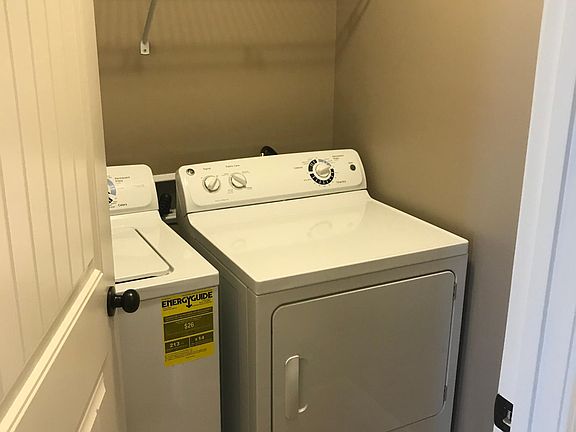 5th image of 564 Wesberry Cir