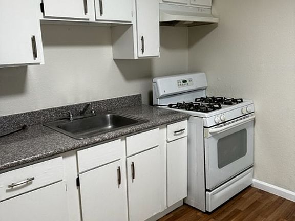 2nd image of 236 Ohio St #242