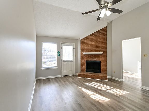 3rd image of 7997 Sundown Ln