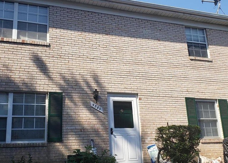 1st image of 9580 Hagel Cir #1