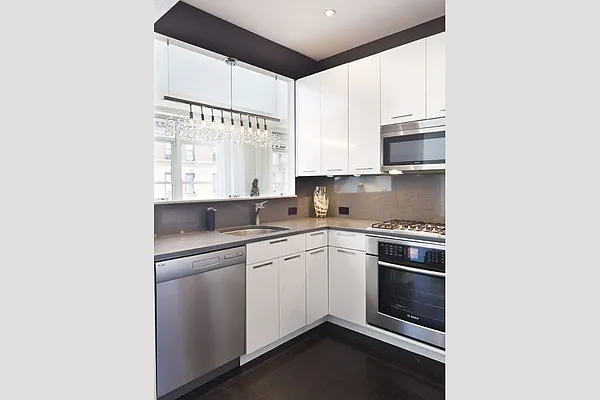 Sold by Stribling | media 13