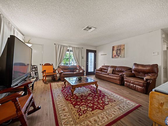 3rd image of 329 W California St