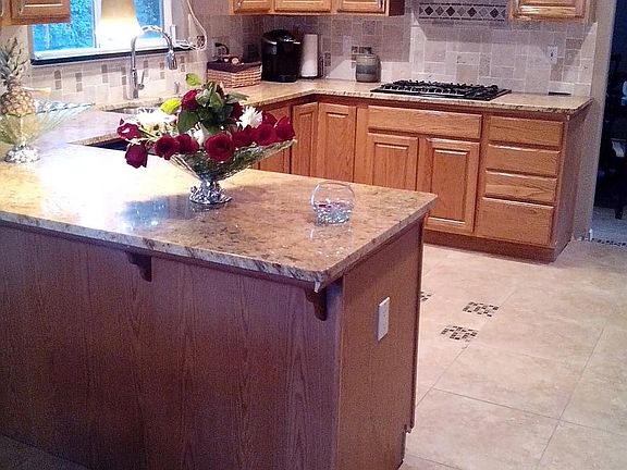 5th image of 8808 Vallejo Pl NE
