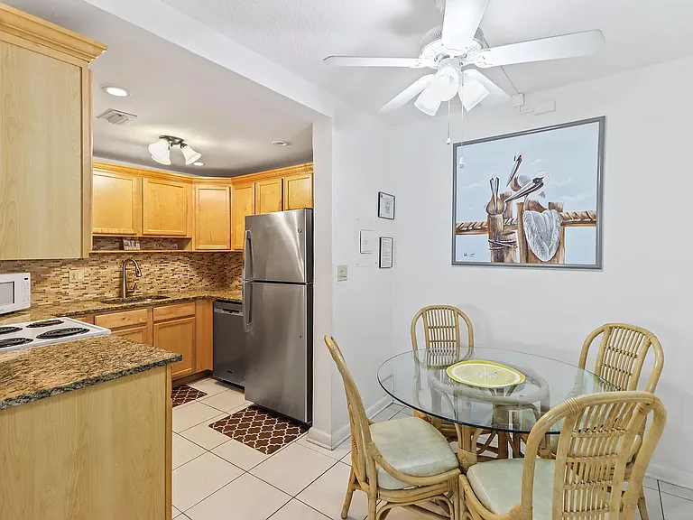 1101 W Ocean Dr #15 — Photo 8
