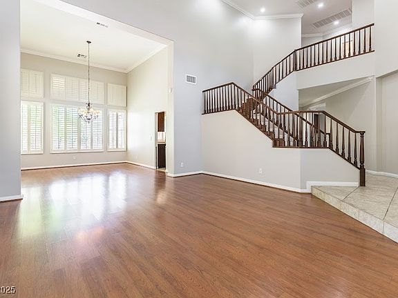 5th image of 8205 Taos Paseo Ave
